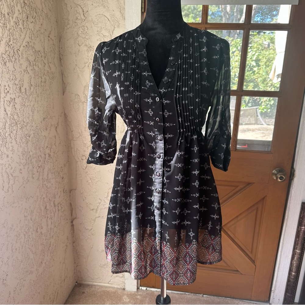 🦋 American Rag Black Half Sleeve Button Down Flowy Sheer Pleated Boho Blouse